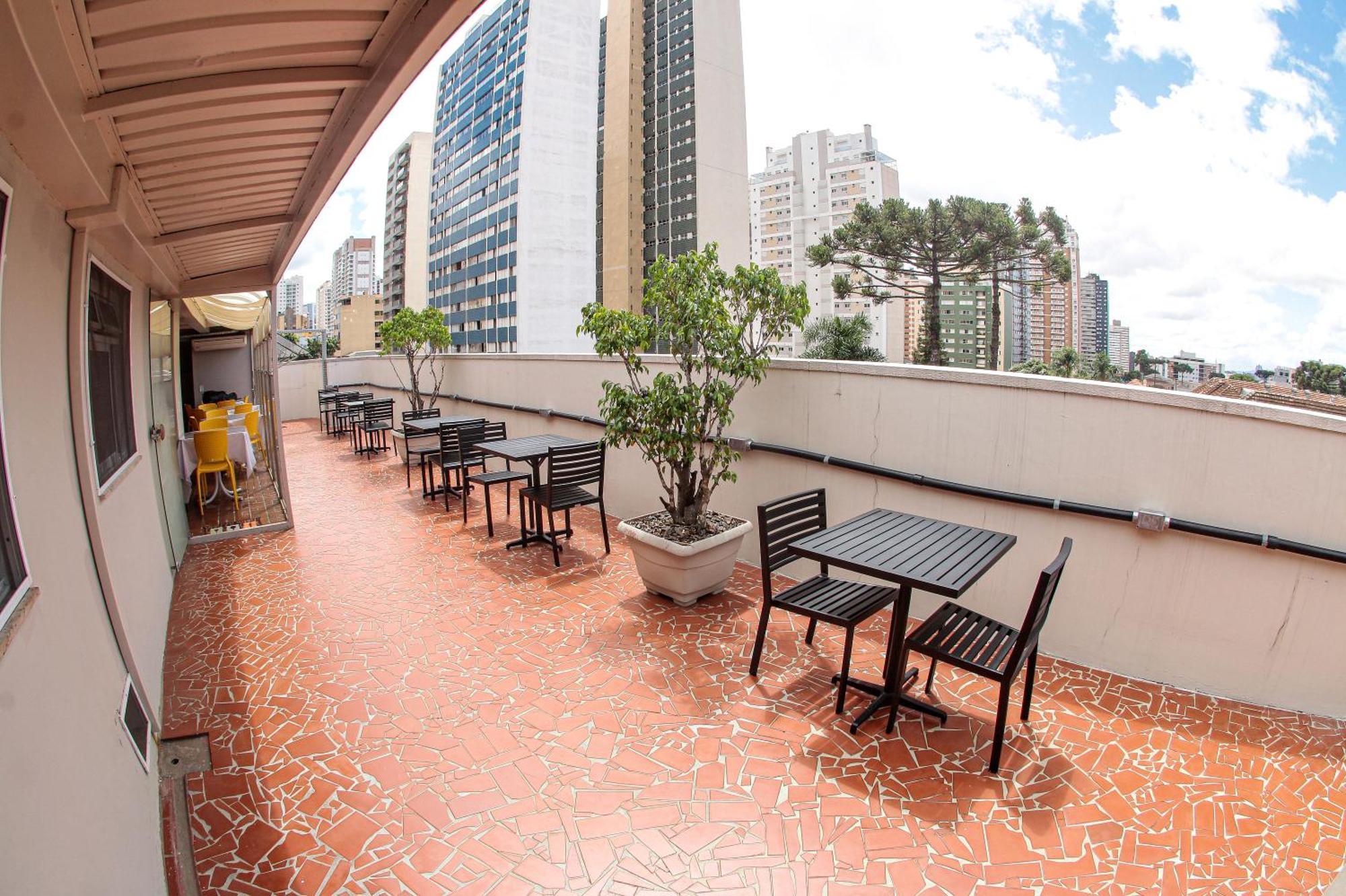 Esquina Batel - Hotel Econômico Curitiba Extérieur photo